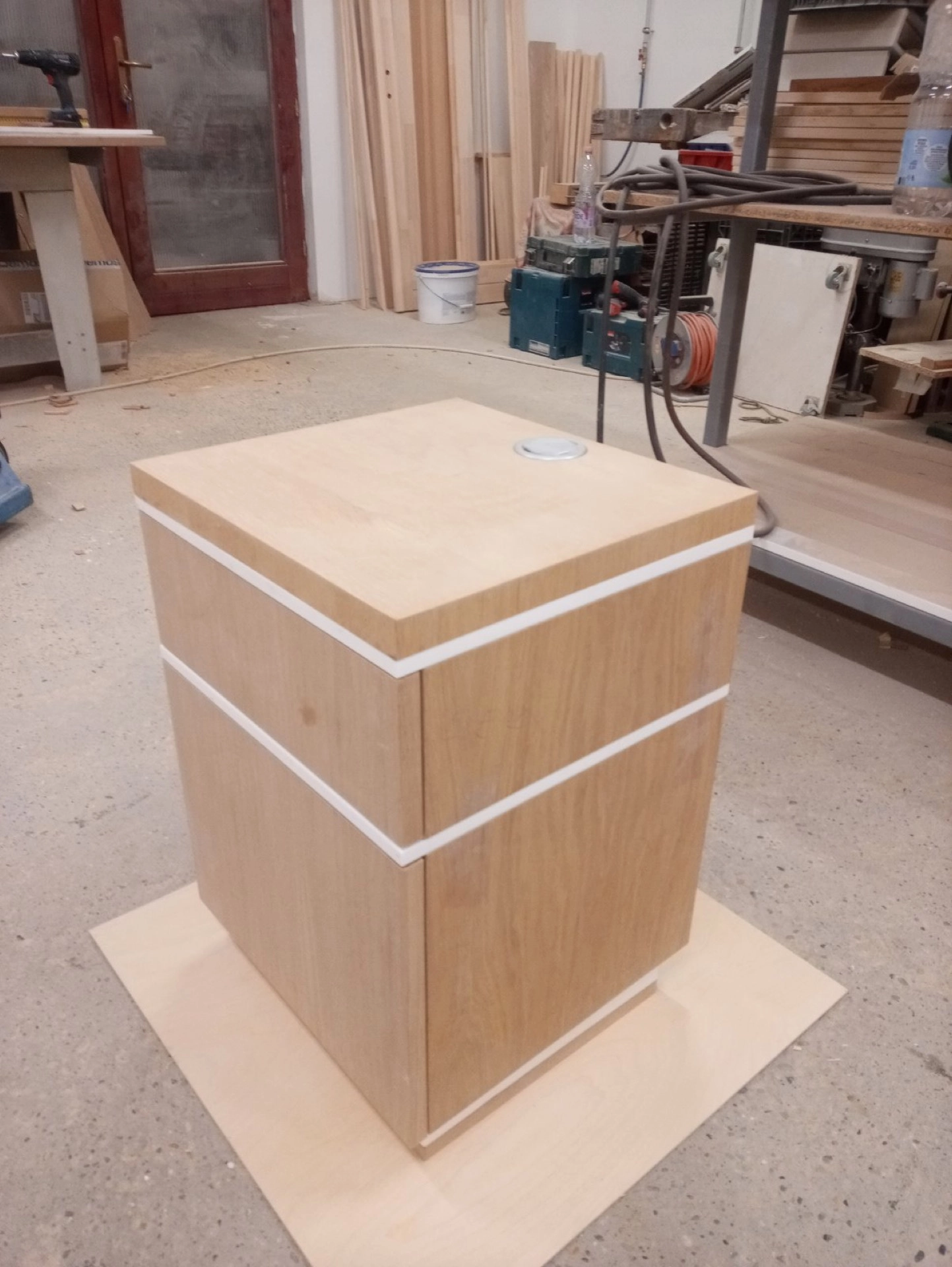 Korián berakásos bútorok